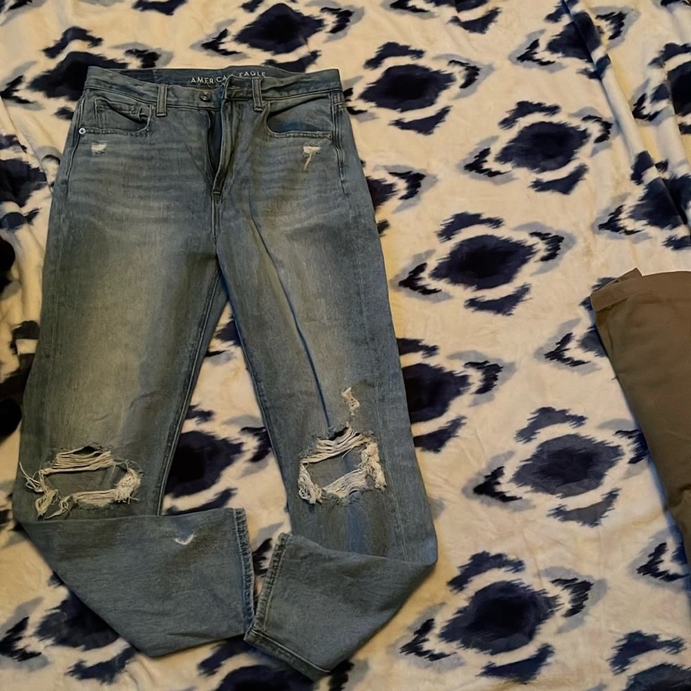 American eagle size 6 regular mom jeans